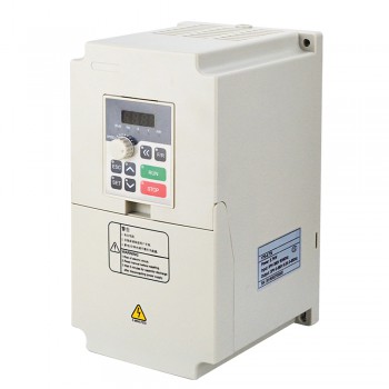 VFD Frequenzumrichter 3.7KW 5HP 8.5A 380V Antriebsmotor mit variabler Frequenz für Drehzahlregelung des Spindelmotors