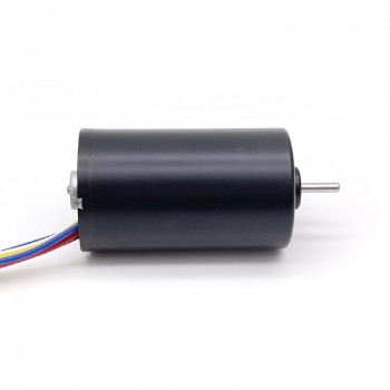 2 Stück Brushless BLDC-Motor 12V / 24V, 150 g·cm, 28 × 47 mm, 3 mm Welle