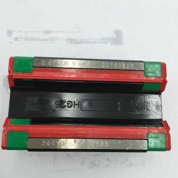 HIWIN Linearführungsschlitten HGH15CA / HGH20CA / HGH25CA / HGH35CA Führungswagen für CNC