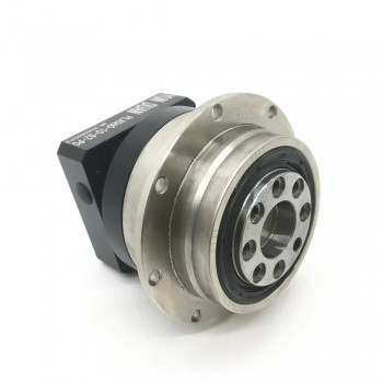 PLX060 Schrägverzahntes Planetengetriebe für NEMA 23 Schrittmotor / 60mm Servomotor