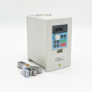 Handi Frequenzumrichter 1,5kW 110V/220V mit einphasigem Eingang und dreiphasigem Ausgang für CNC Spindeln