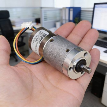 MOONS PG22L45 Mini Schrittmotor Ø22mm mit Planetengetriebe Übersetzung 45,2:1 2 Phasen und 4 Anschlussleitungen